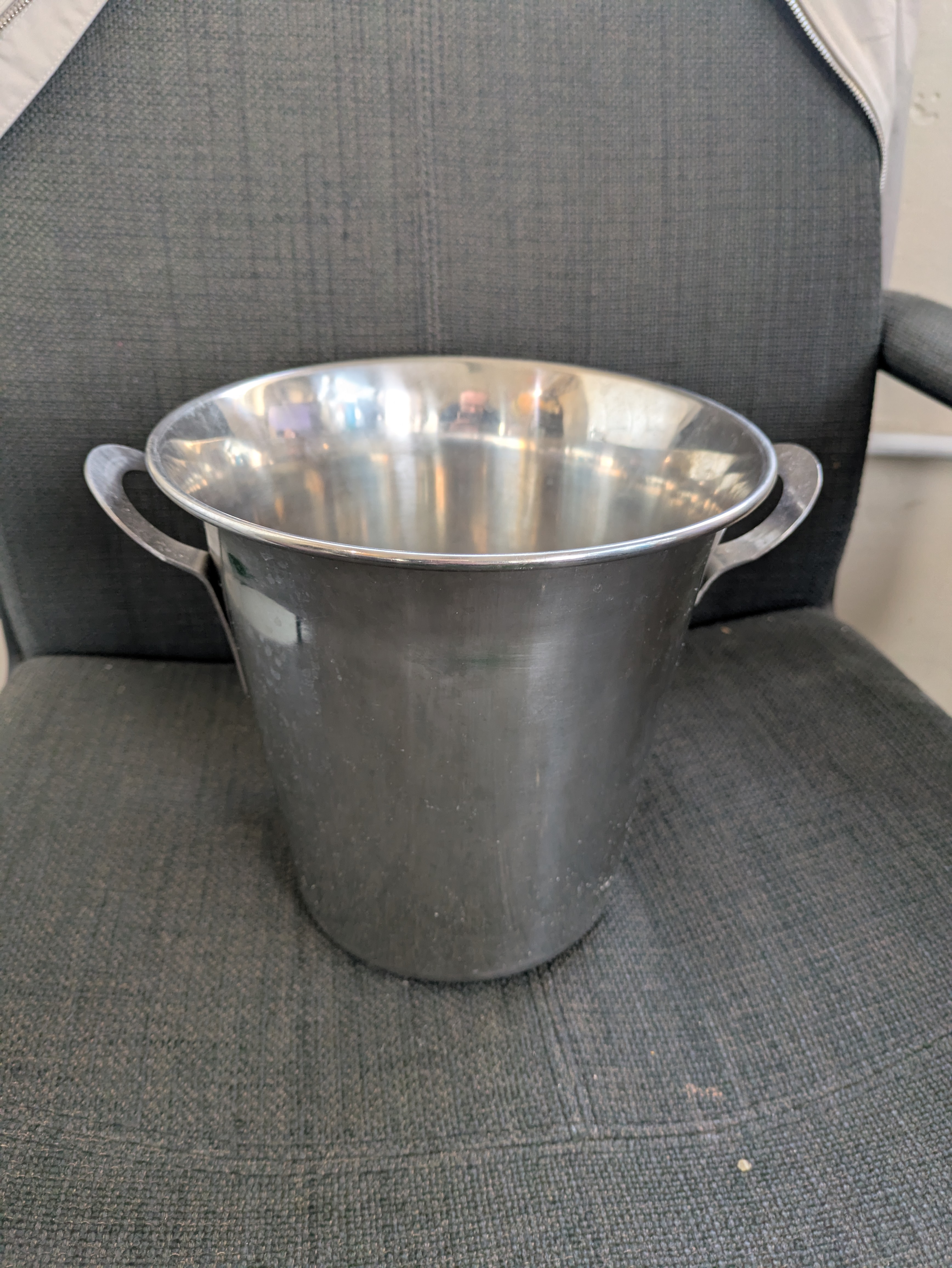 Champagne Bucket